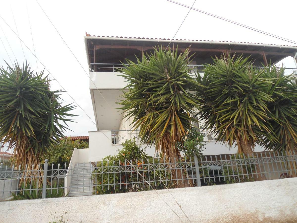 Sunny Apartment 15 Min From Airport And Sea Artemida  Exterior photo