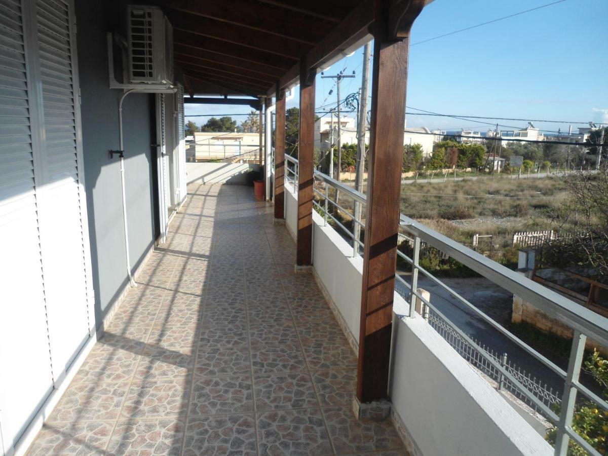Sunny Apartment 15 Min From Airport And Sea Artemida  Exterior photo